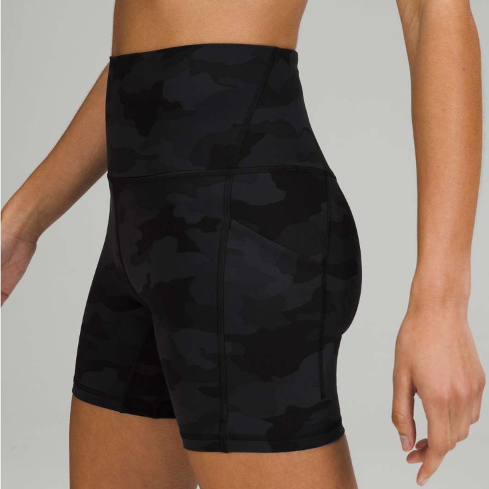 Lululemon Align HR short with pockets 6” size 4